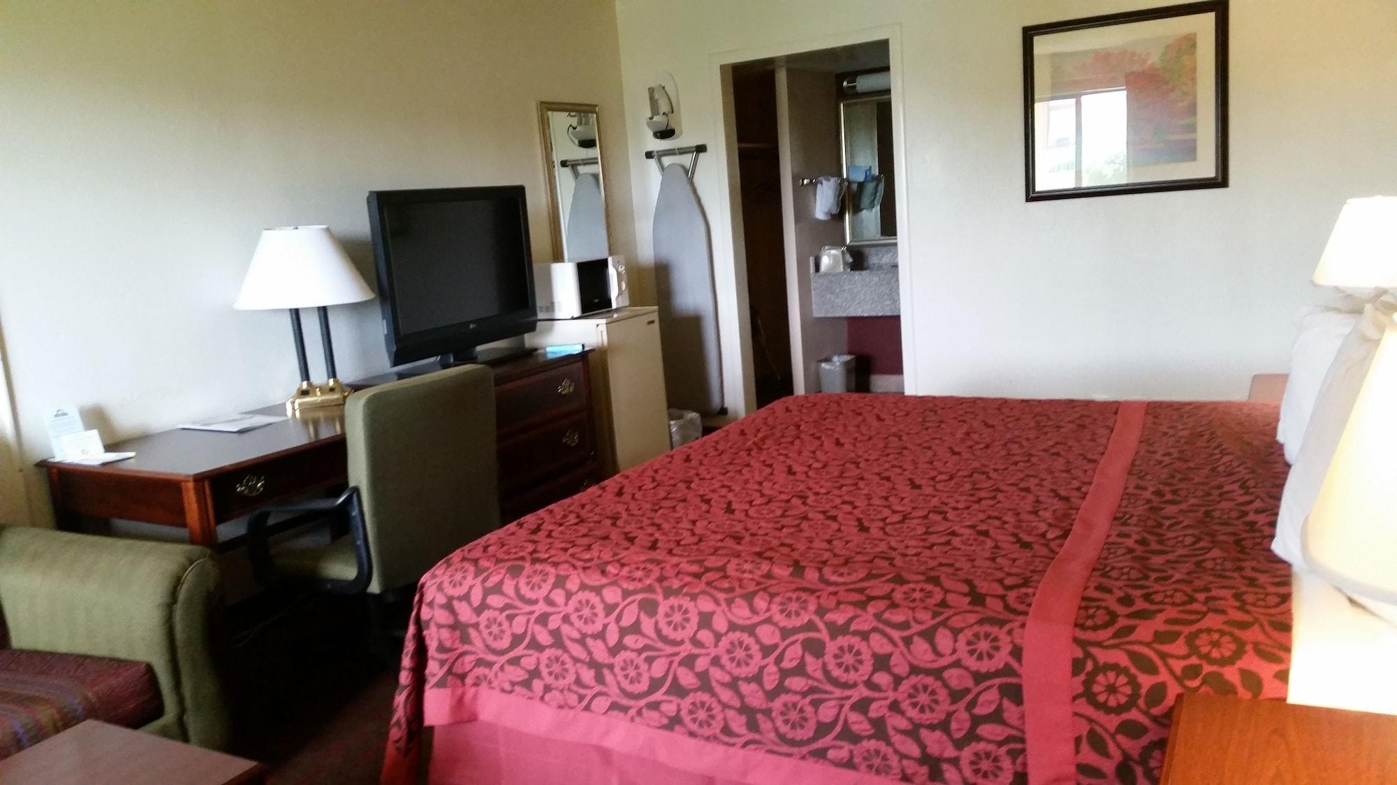 Days Inn By Wyndham Santa Fe New Mexico Εξωτερικό φωτογραφία